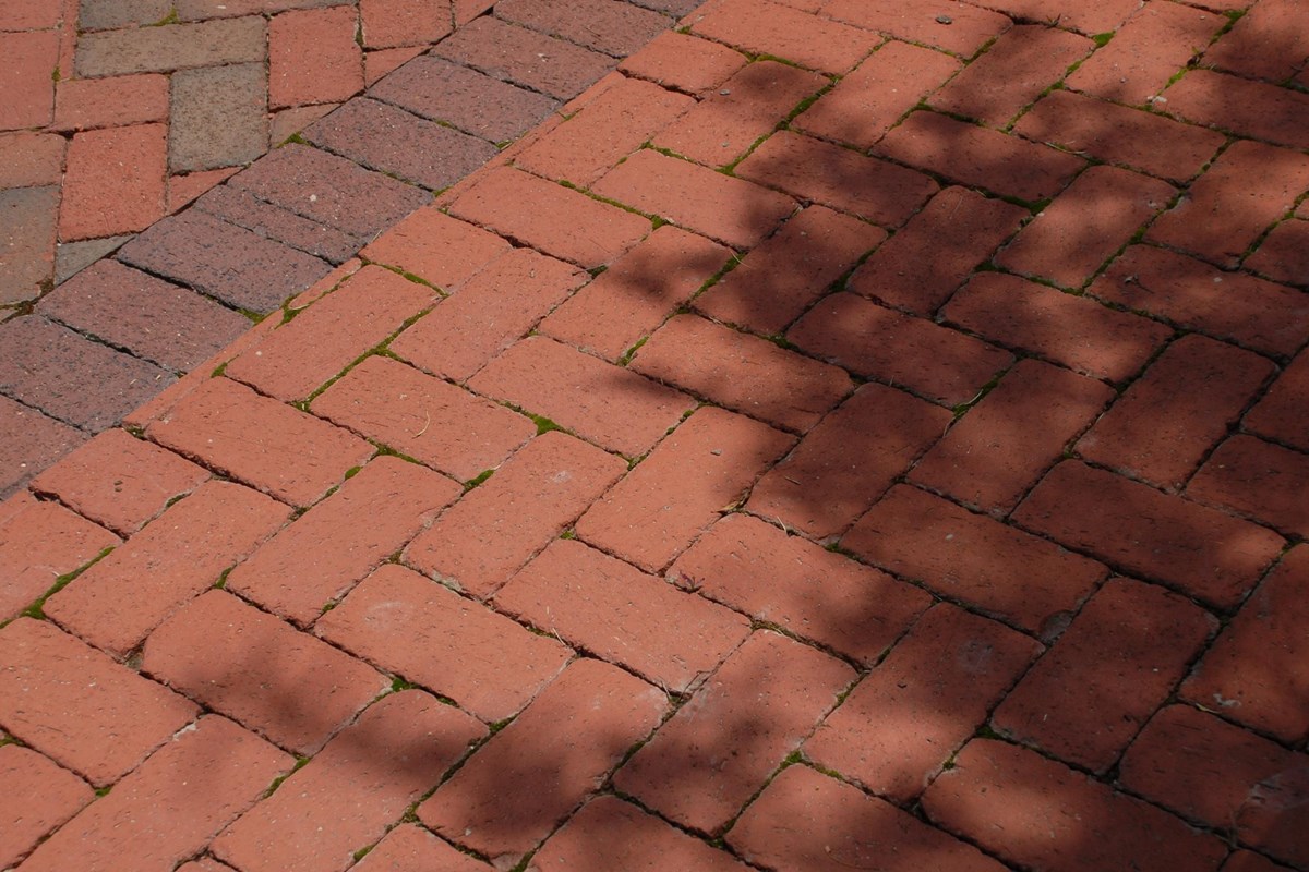 Rumbled Red pine hall brick clay paver red