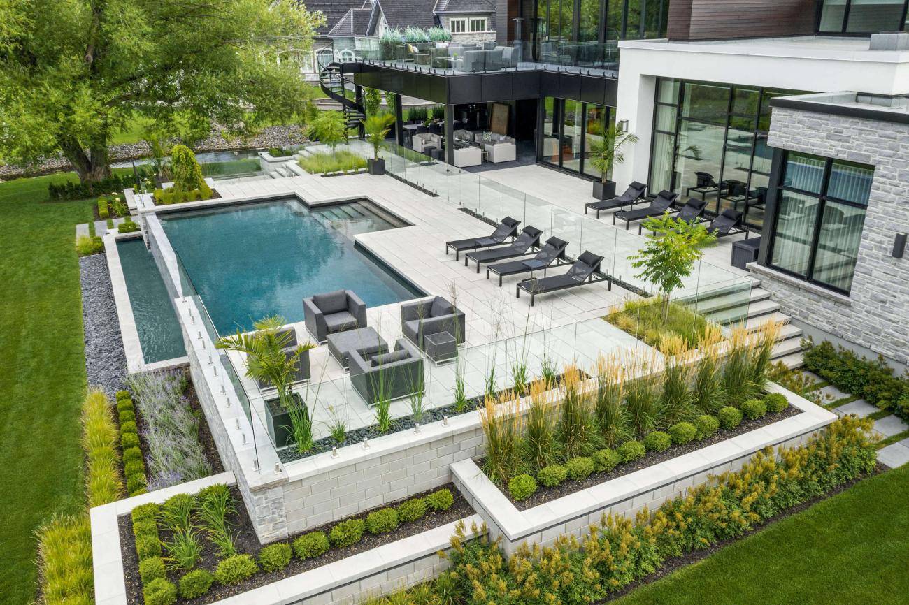 Techo-Bloc Project Spotlight Bigger Than Life