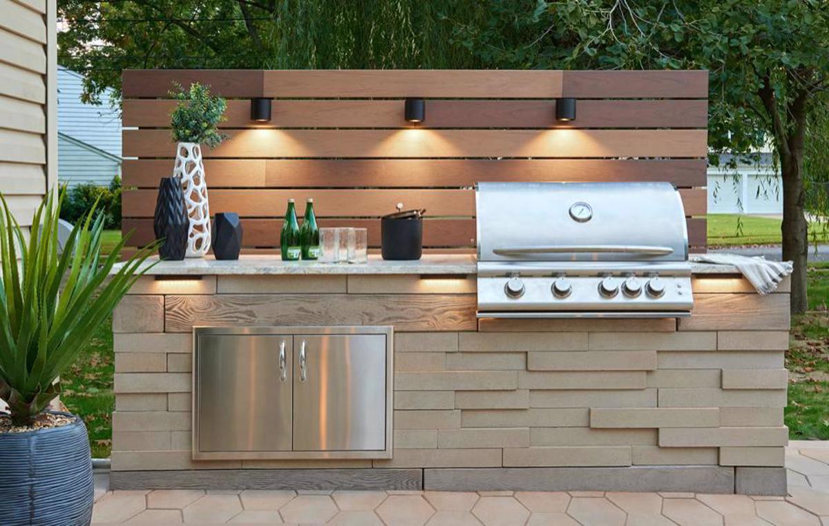 Techo-Bloc Backyard Patio Design