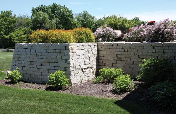 Halquist Fond du Lac Wall Stone