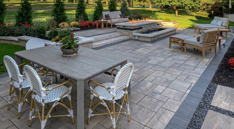 髭*爵様 Stone  ストーンアイランド 24FW ダークグレー 髭*爵様 Stone Island ストーンアイランド 24FW ダークグレー