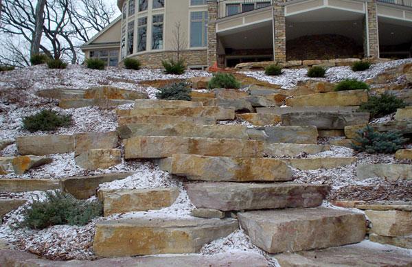 Halquist Chilton Outcropping Stone
