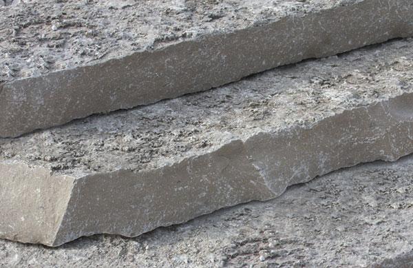 Halquist Tumbled Lannon Gray Park Steps - Compact view of tumbled gray steps.