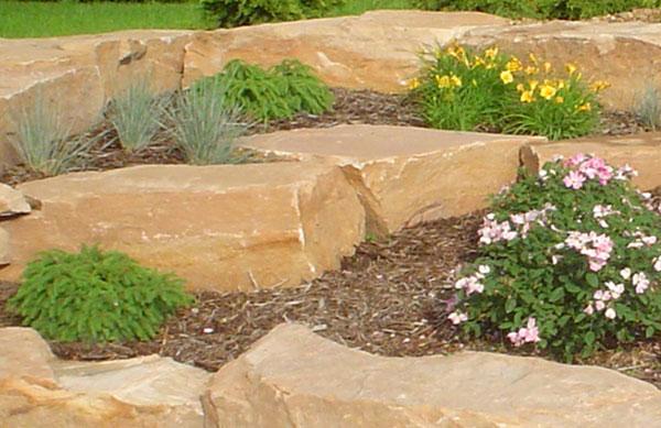 Halquist Kodiak Outcropping - Compact view of Kodiak outcropping stone by Halquist.