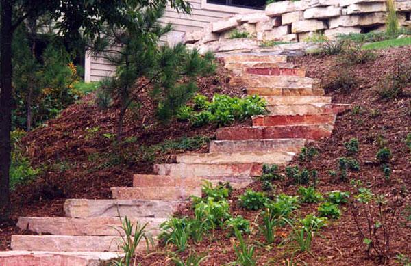 Halquist Chilton Weatheredge Outcropping - Compact view of Chilton Weatheredge stone.