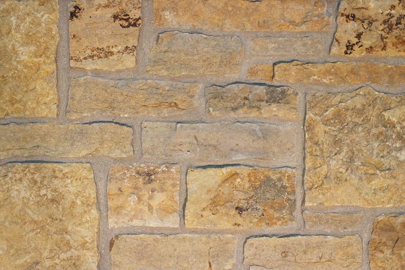 Rademann Northern Rustic Chalet Manor Stone - Compact view of Rustic Chalet Manor stone.