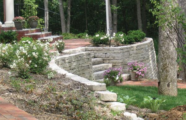 Halquist Fond du Lac Wall Stone - Compact view of Halquist Fond du Lac wall stone.