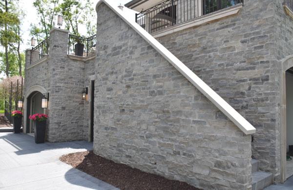 Charcoal Ledge Stone for Exterior Applications