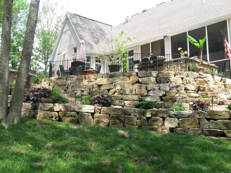 Earthworks Weathered Limestone