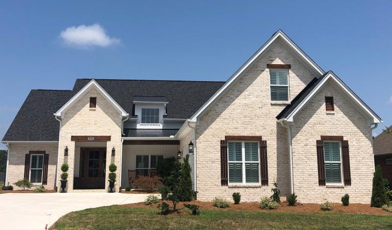 Chesapeake Pearl white brick pine hall