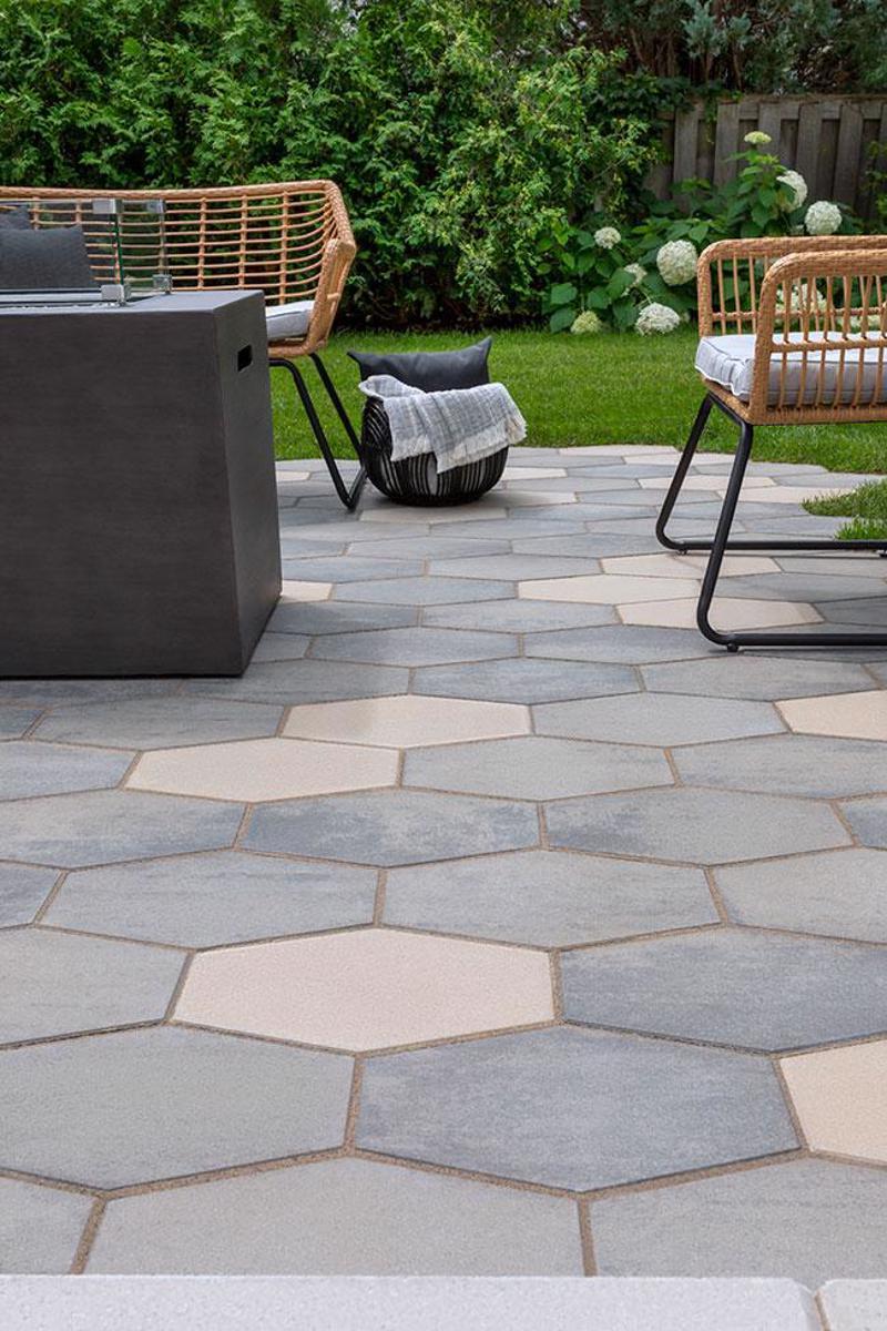 Hexa Patio Paver Slab in Brossard
