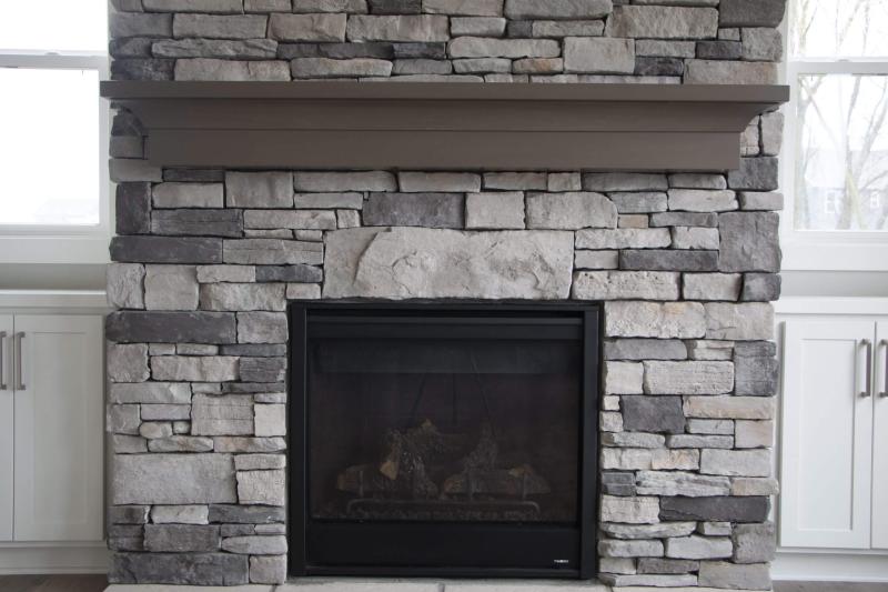 Quarry Ridge Weathered Edge Manistee Stone