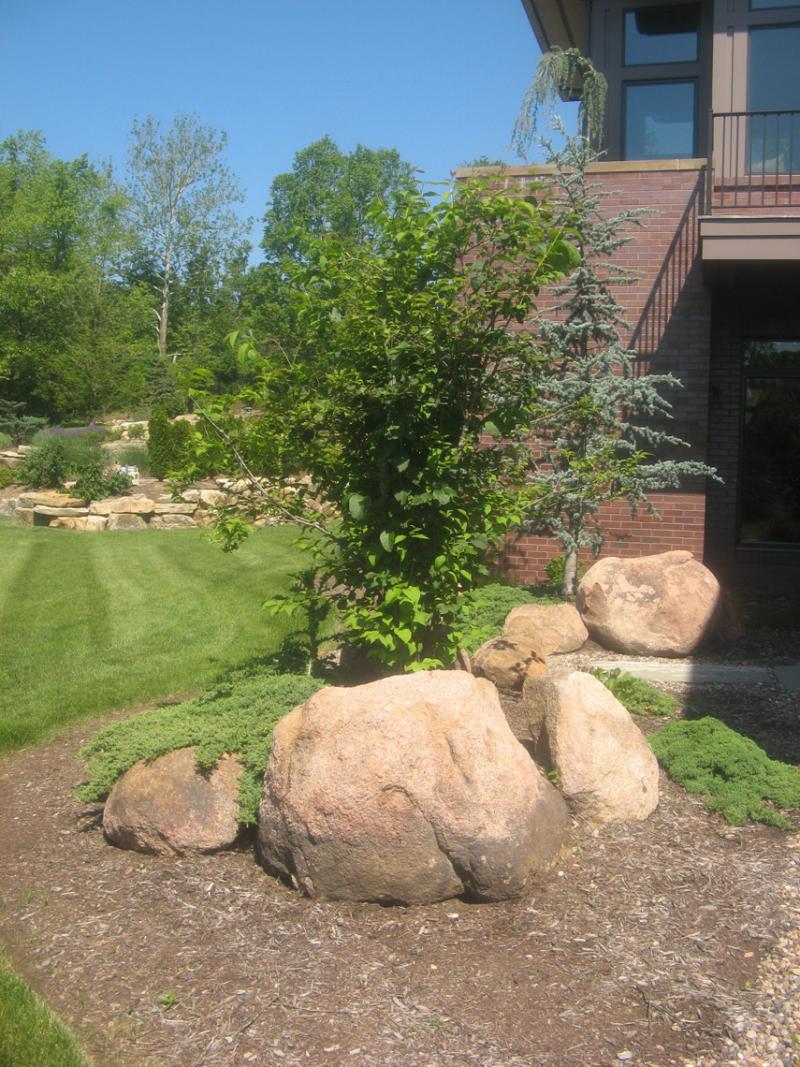 Earthworks Weathered Granite Boulders
