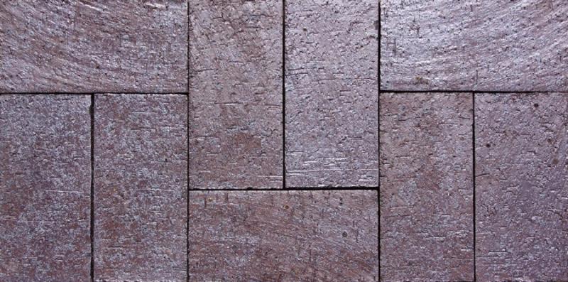 Yankee Hill Metro Iron Spot Paver