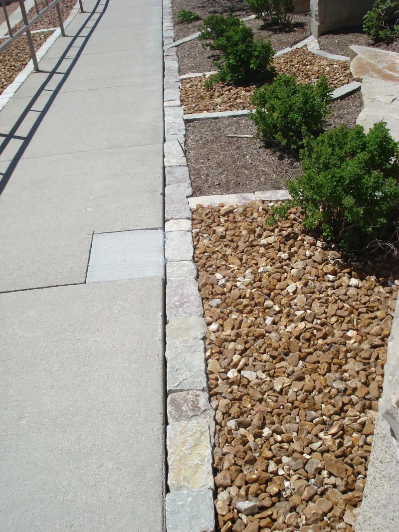 Chilton Lawn Edging Stone