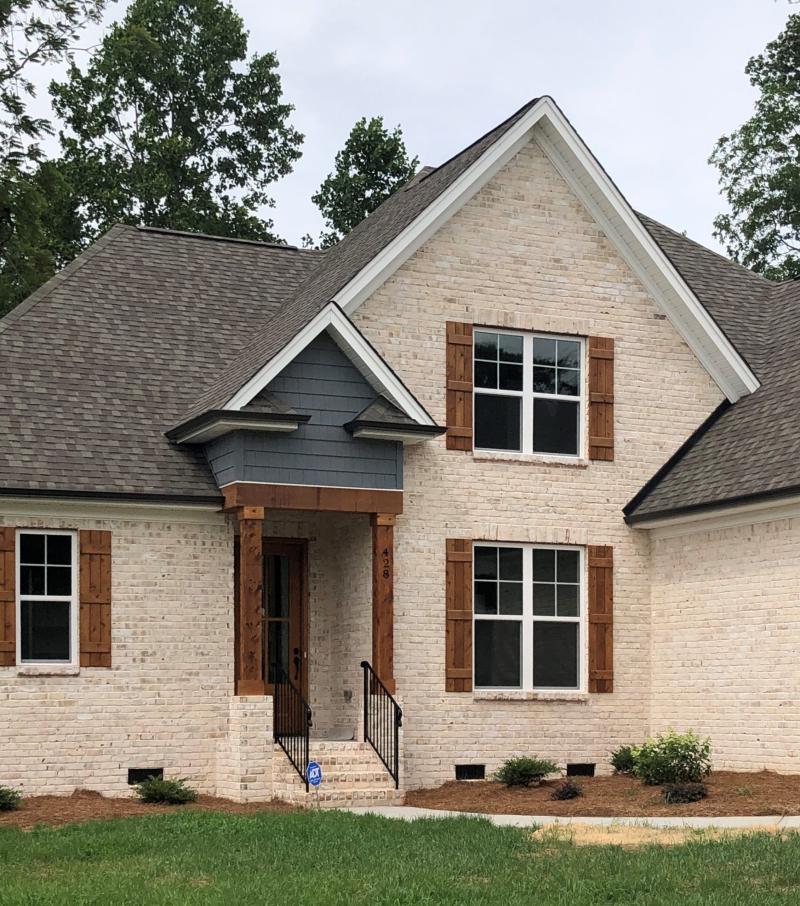 Chesapeake Pearl white brick pine hall
