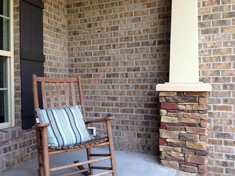 Blackmoor gray brick pine hall