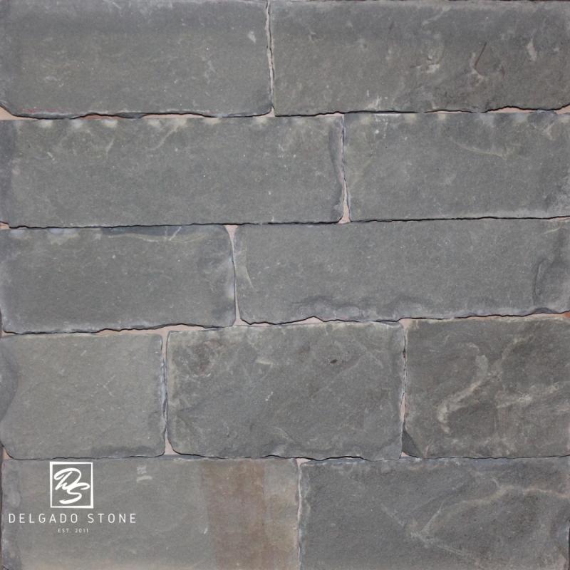 Colonial Wall Strip