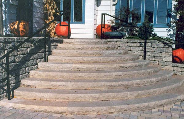 Halquist Lannon Stone Steps | Brickworks Supply