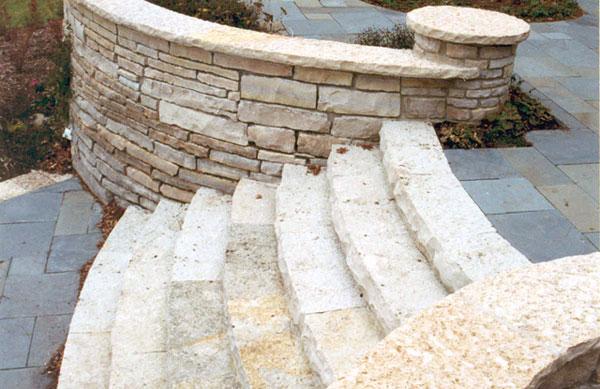 Halquist Lannon Stone Steps | Brickworks Supply