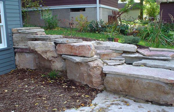 Halquist Winnebago Outcropping Compact View
