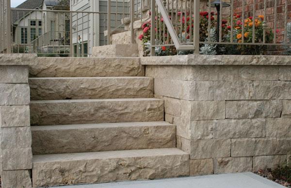 Halquist Waukesha Buff Wallstone Compact View
