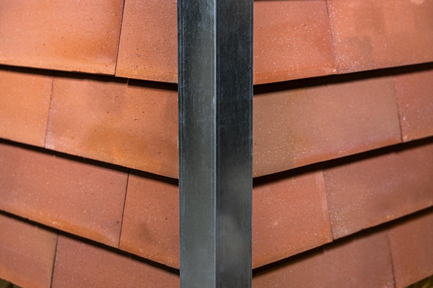 outwards exterior corner