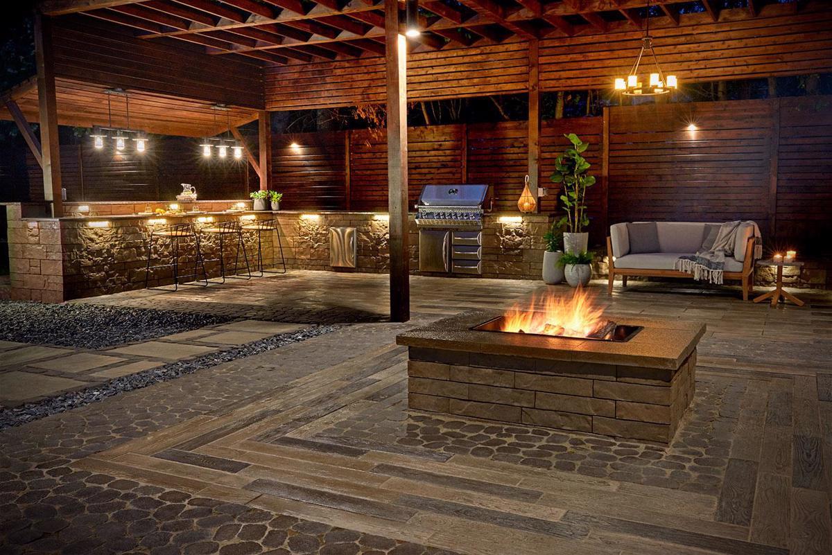 Techo-Bloc Brandon Fire Pit