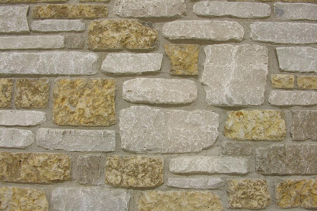Fond du Lac Maplebrook Colonial Stone