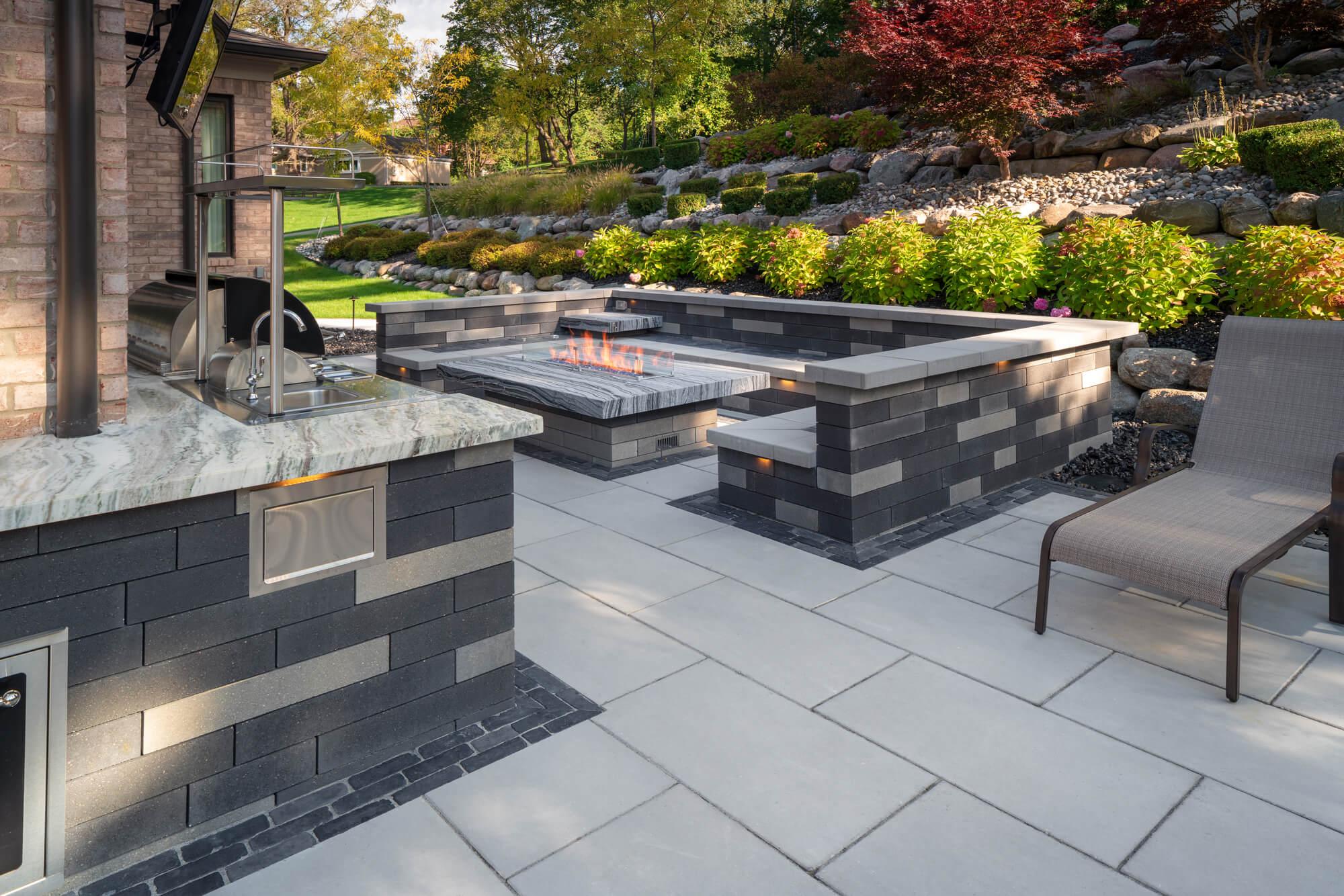 Eden Lawn Edging Stone