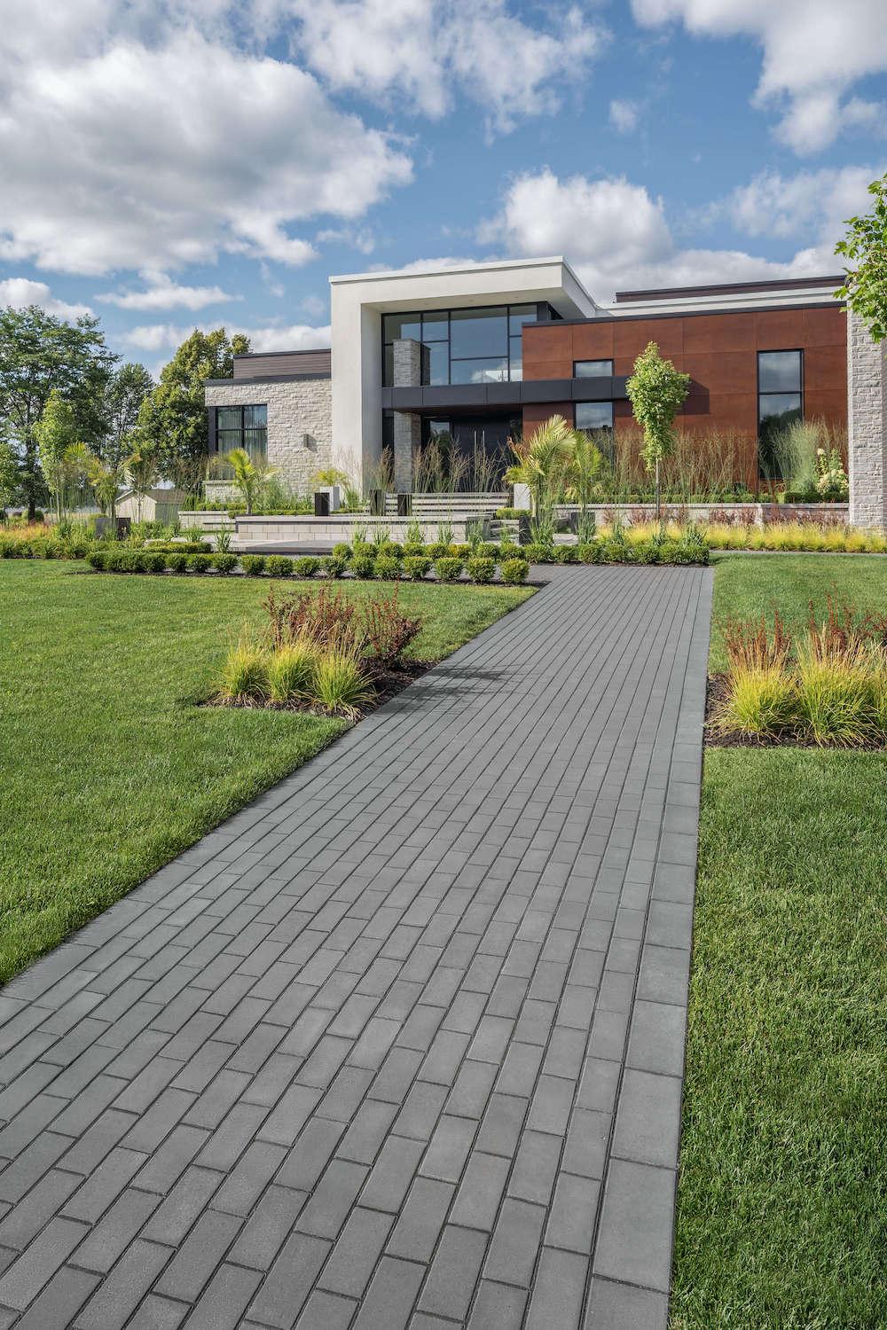 Techo Bloc Project Spotlight Bigger Than Life