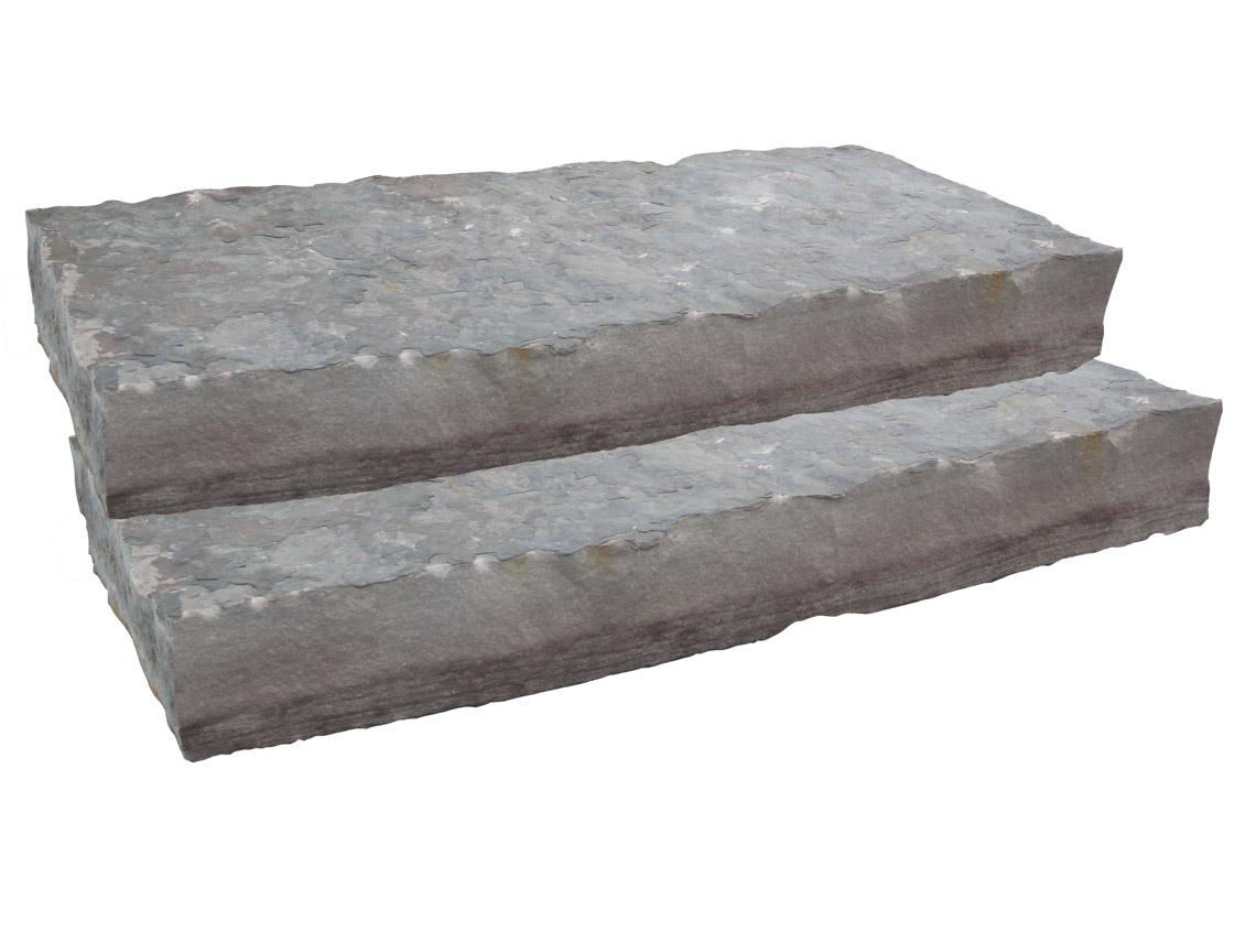 Earthworks Blue Sandstone Snapped Step