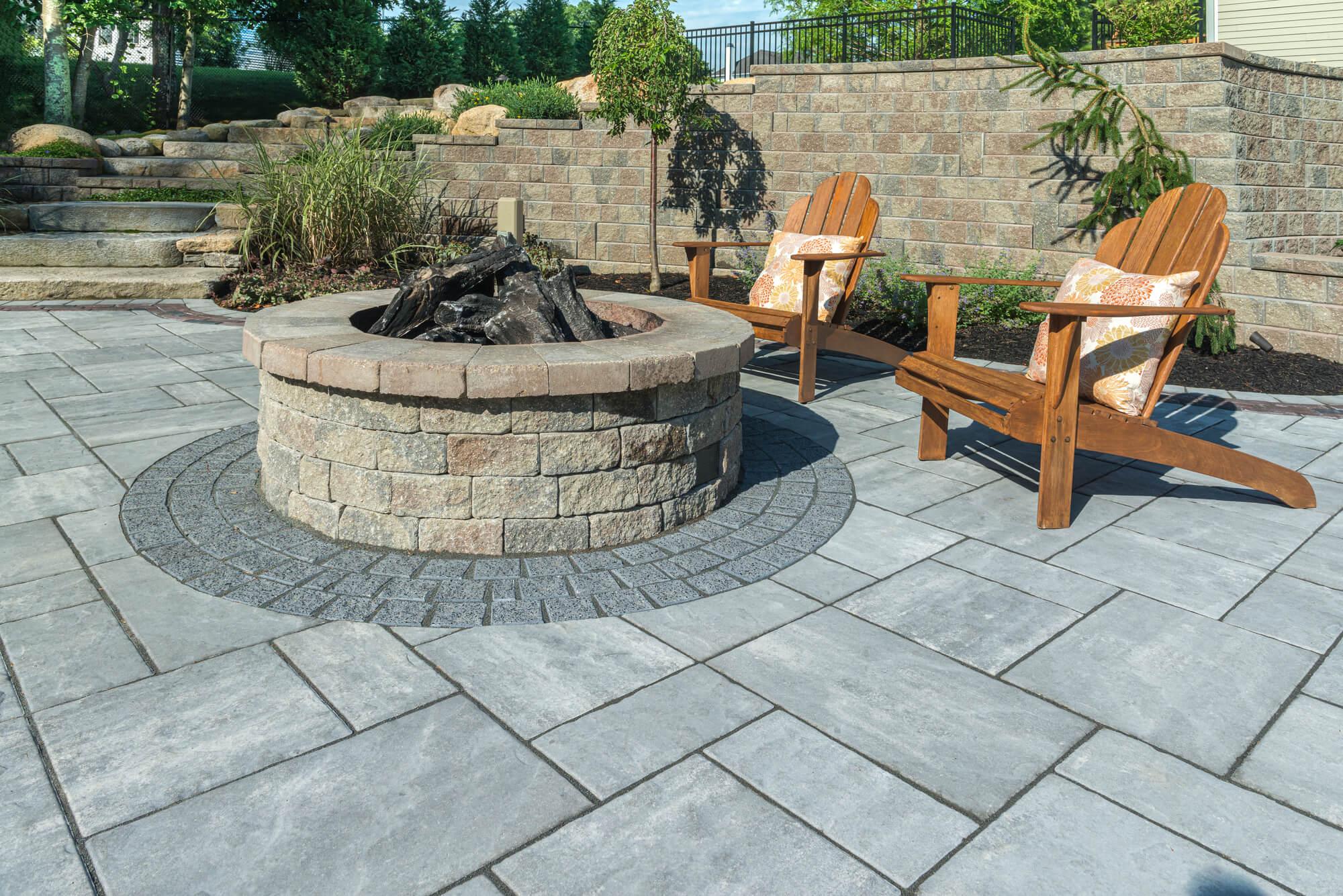 Medium Concord Wall Stone - Concord wall stone in medium size for building.