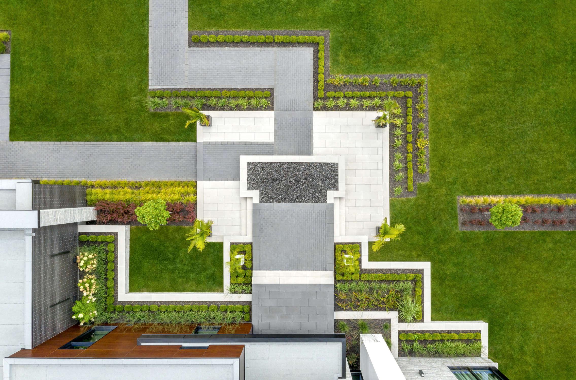 Techo-Bloc Project Spotlight - Techo-Bloc project showcasing creative outdoor design.