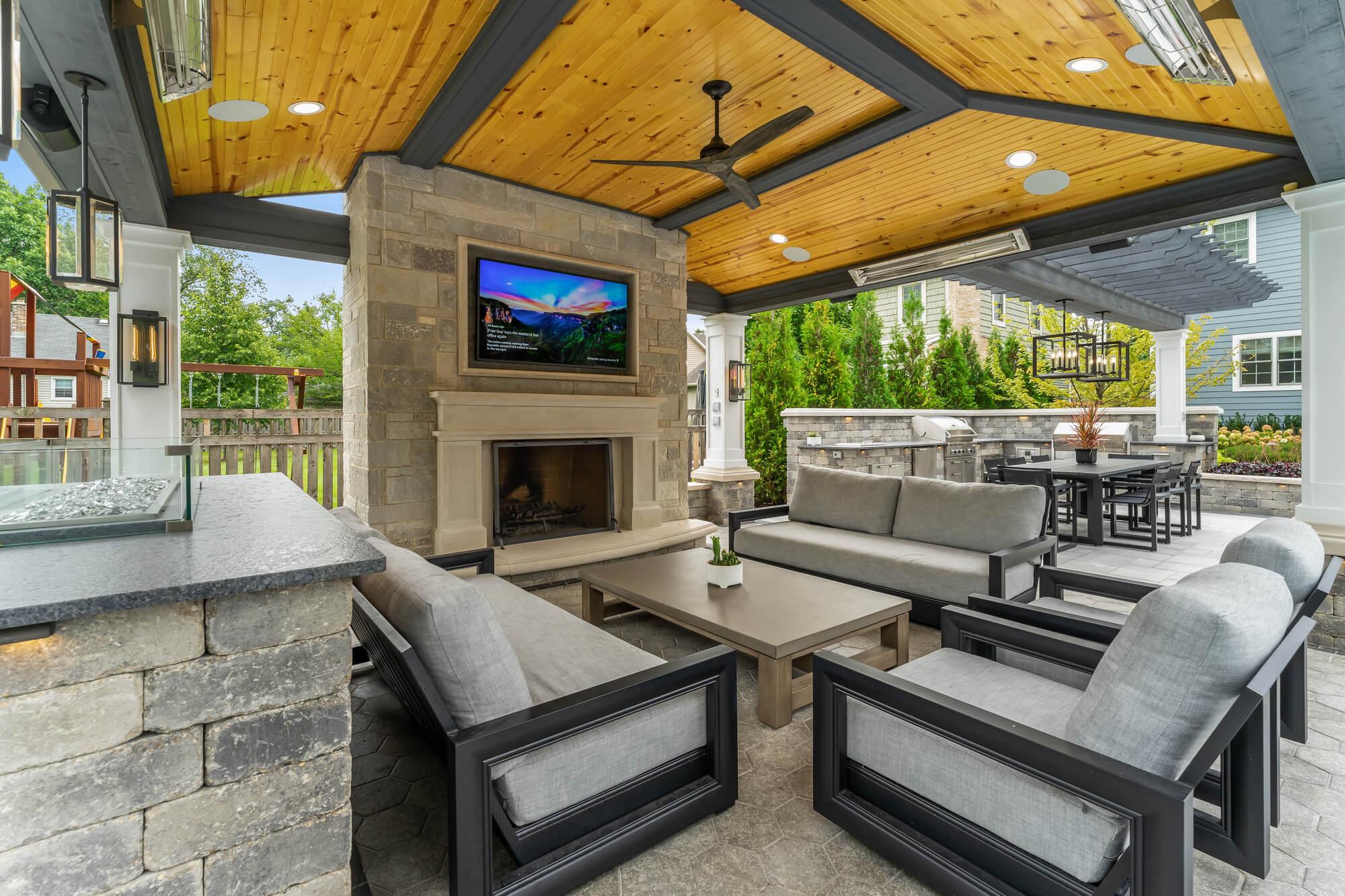 Olde Quarry Stone - Scenic view of Olde Quarry stone for outdoor landscaping.