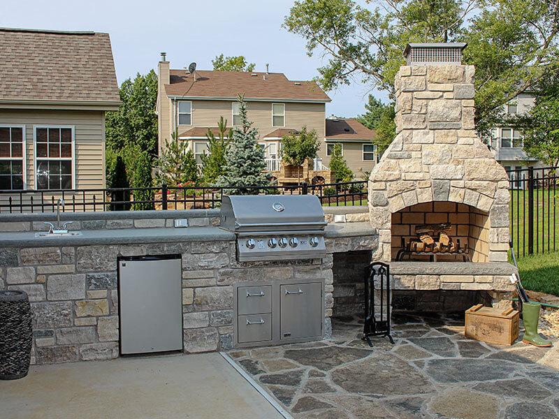 Semco Stone Rockport Blend Tumbled - Compact view of Rockport Blend stone by Semco.