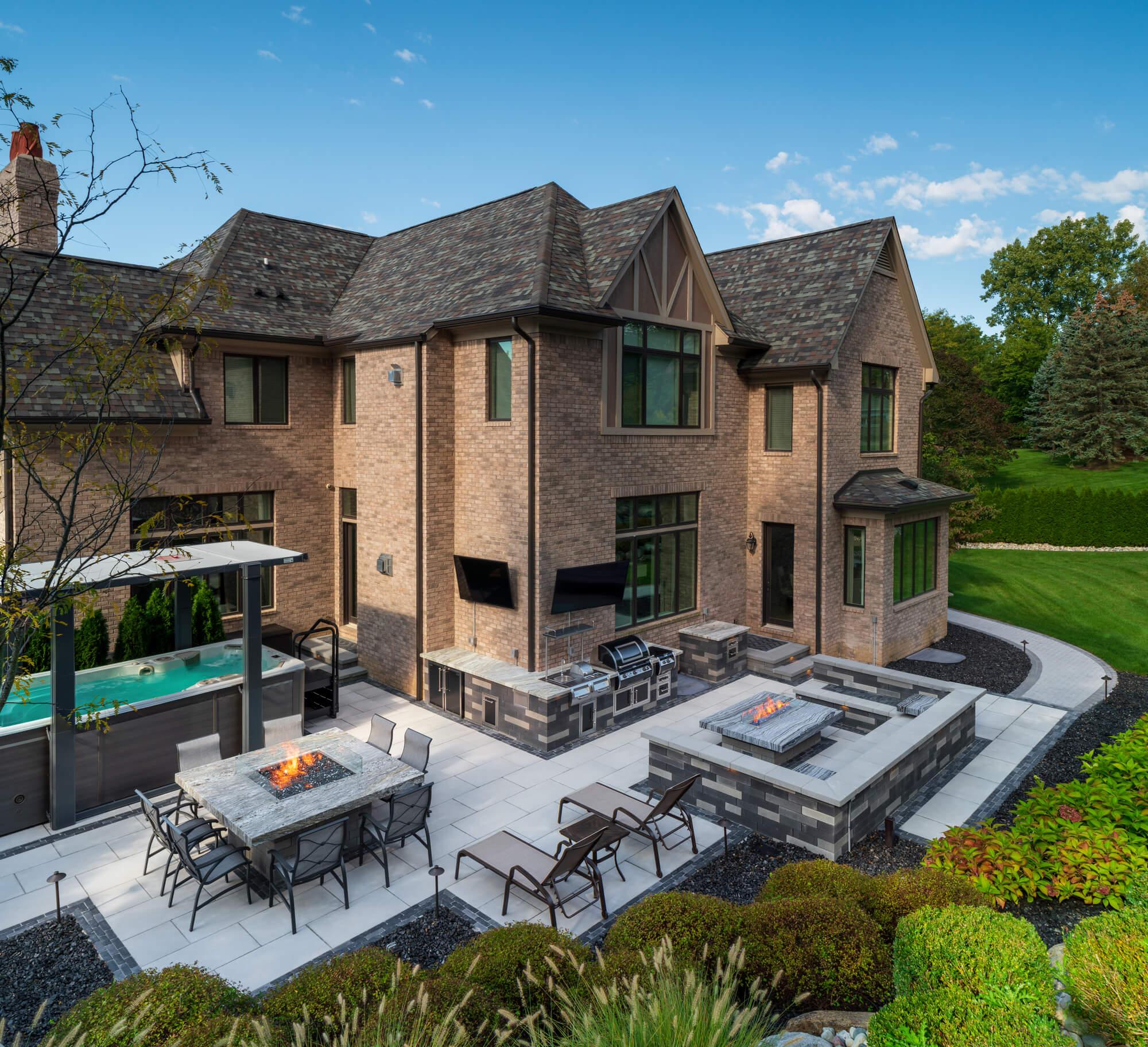 Lineo Dimensional Stone for Modern Landscapes