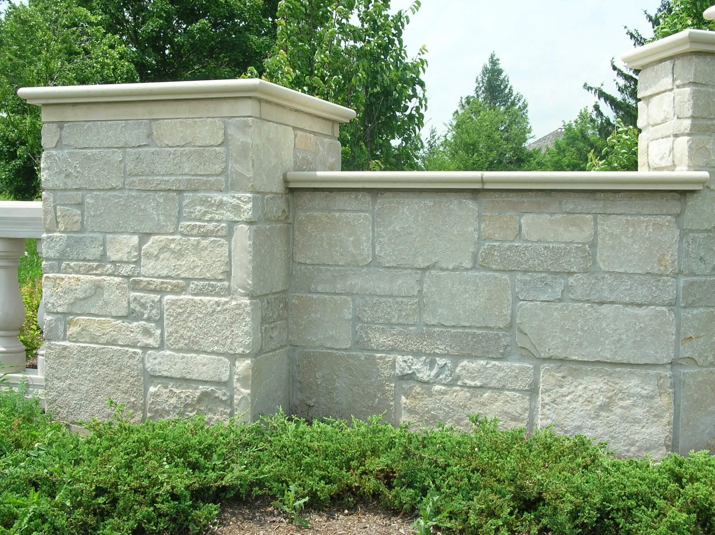 Tumbled Eden Royal Chateau Stone for Outdoor Applications