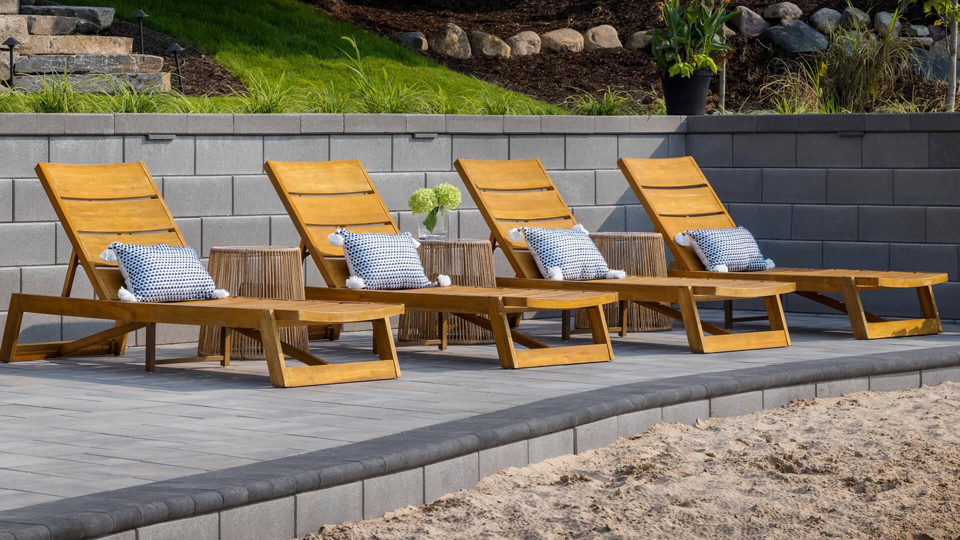 Diamond Pro Smooth Retaining Wall Stone