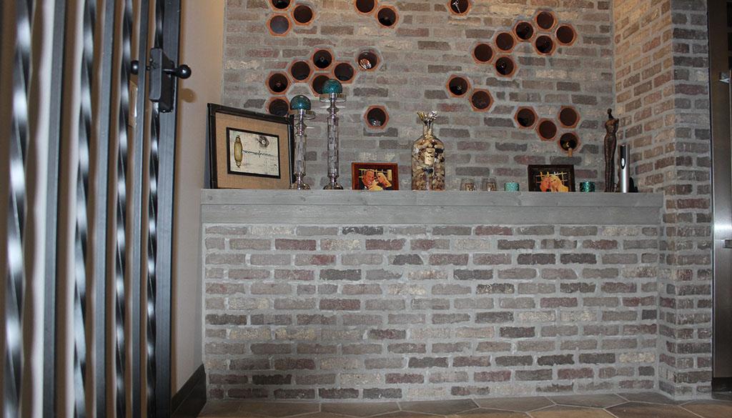 Hebron Brick Leo's Pub Exterior Compact View