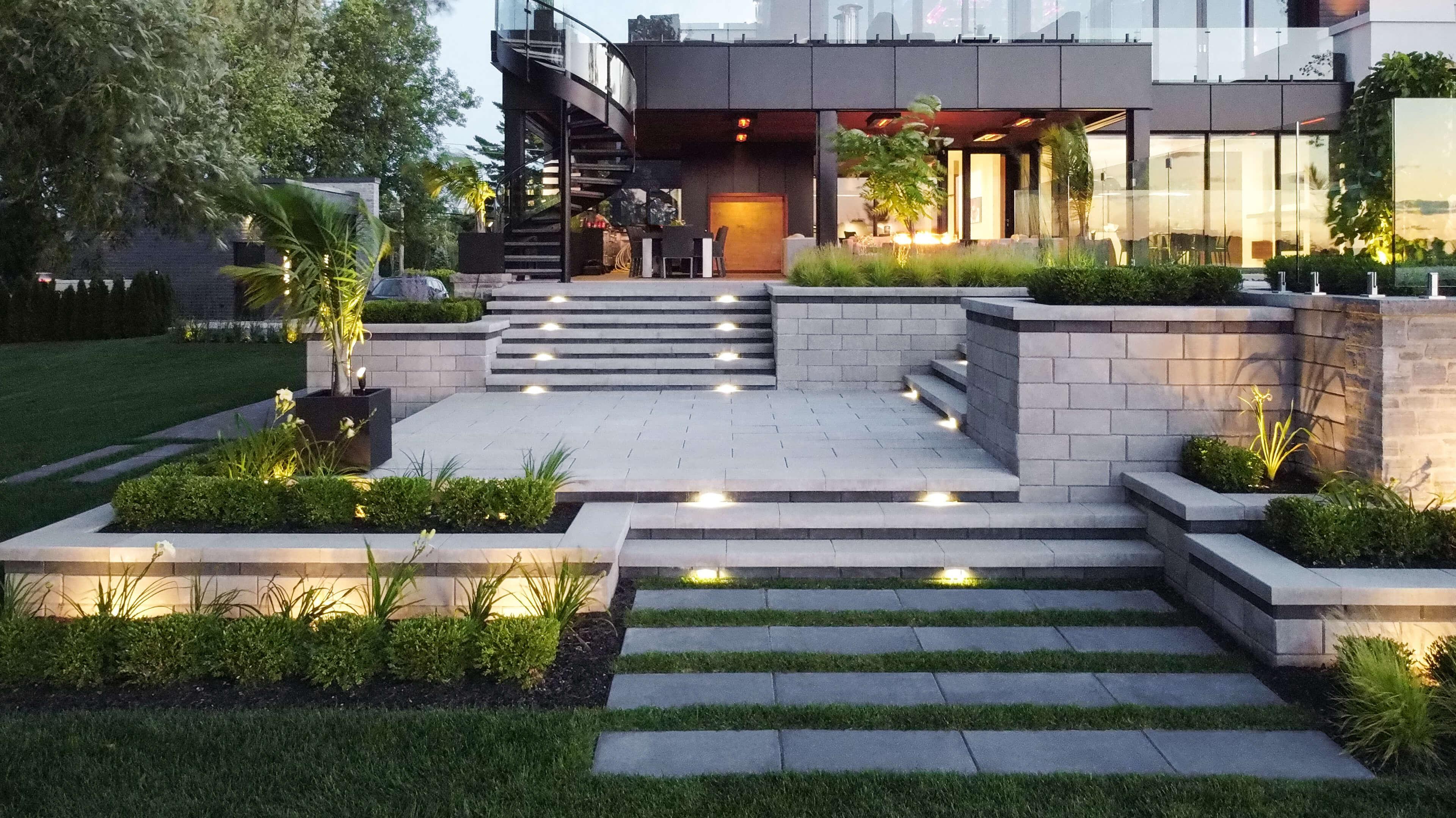 Techo-Bloc Blu Smooth HD2 Greyed Nickel Paver