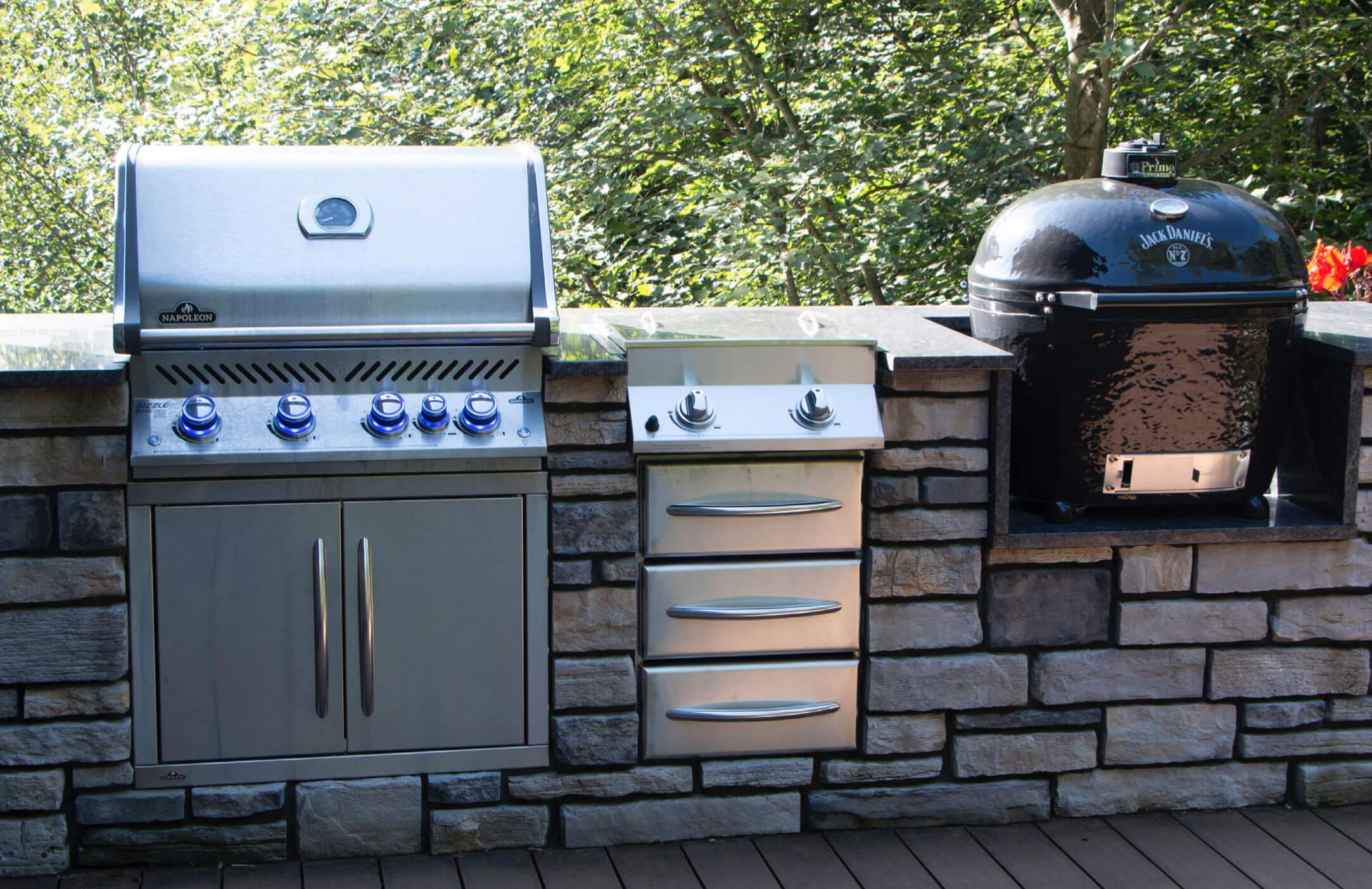 Quarry Ridge Weathered Edge Manistee Stone