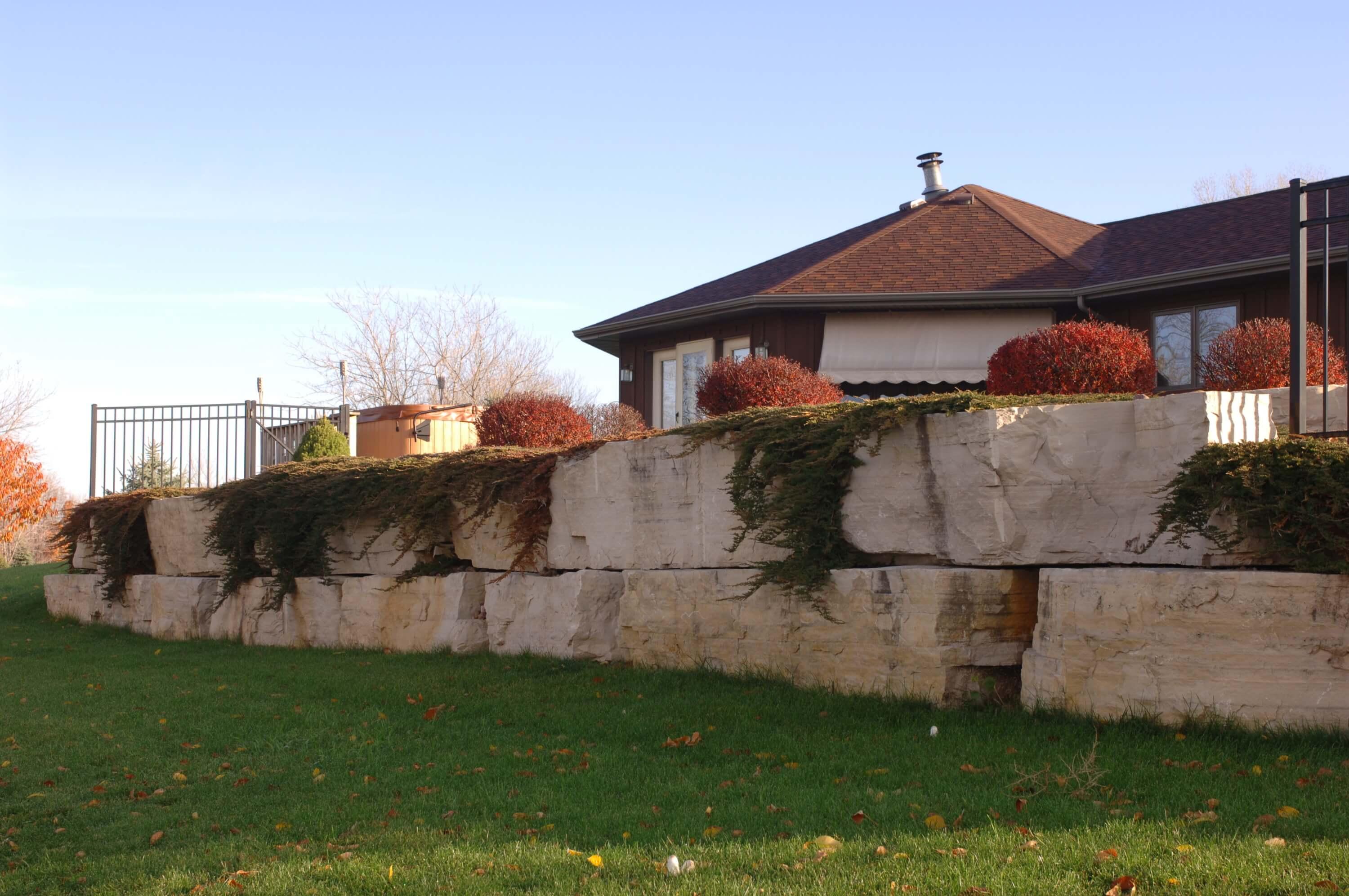 Eden Outcropping Stone