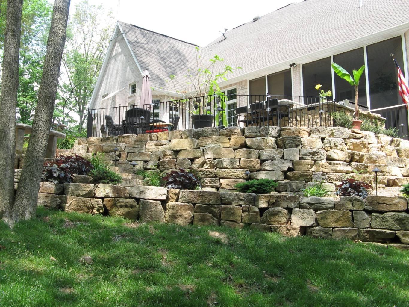 Earthworks Weathered Limestone