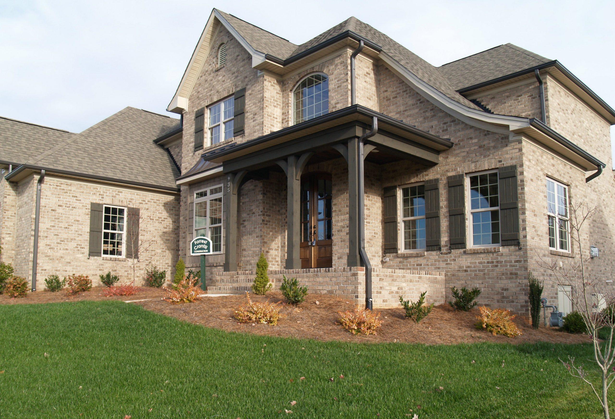 Southport gray brick pine hall