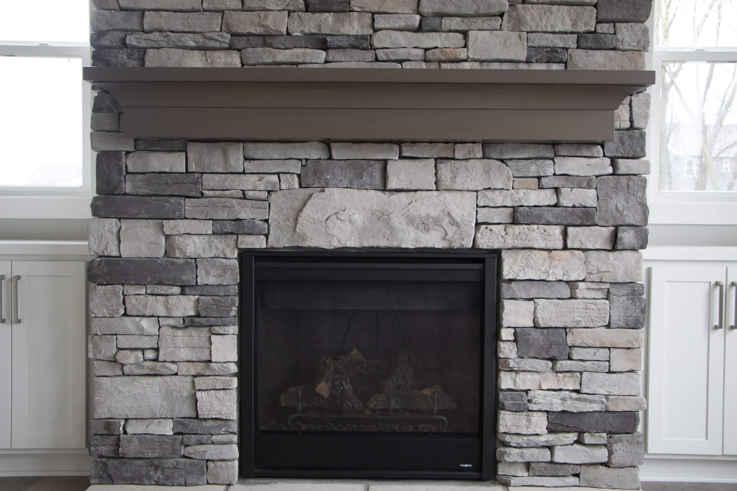 Quarry Ridge Weathered Edge Manistee Stone