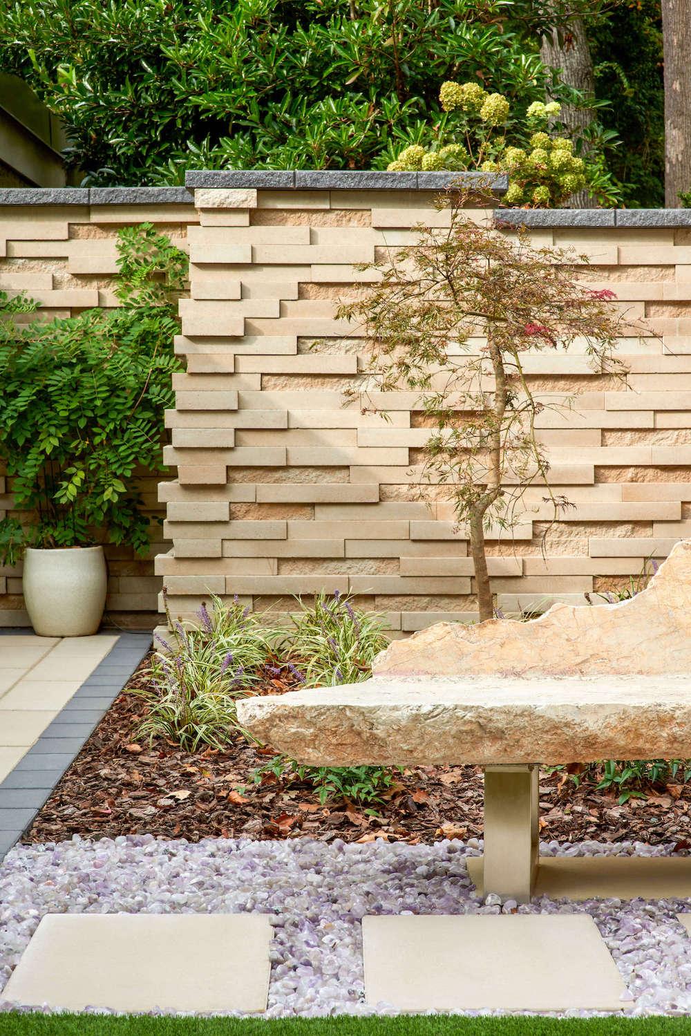 Techo-Bloc Graphix Wall in Beige Cream