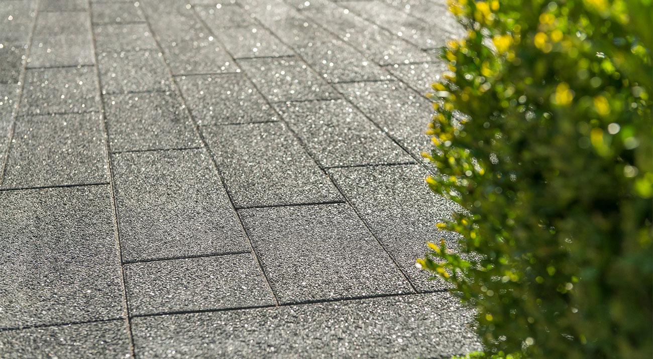 Series Driveways Black Granite Compact View