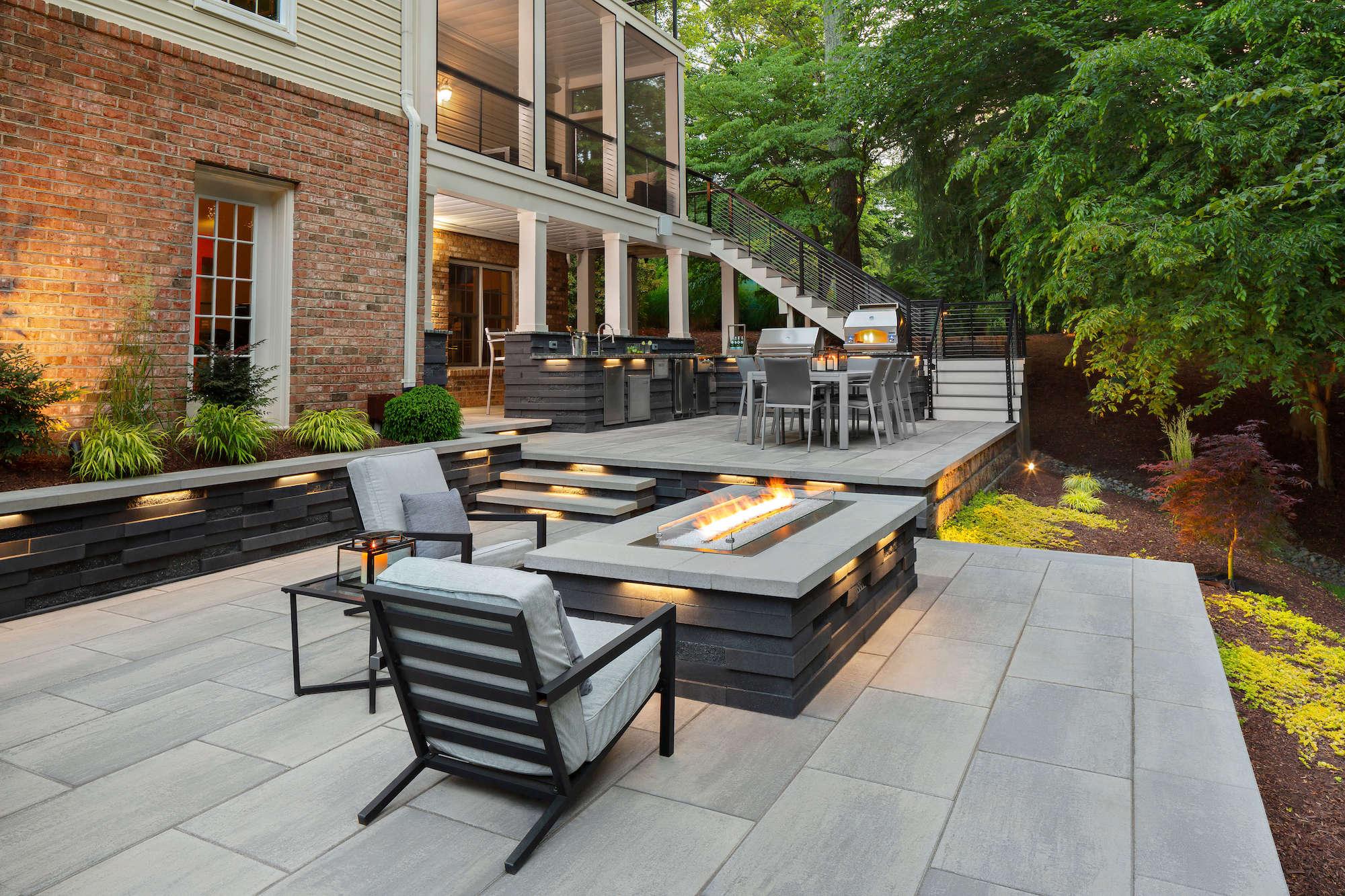 Techo-Bloc Graphix Wall Onyx Black Compact View