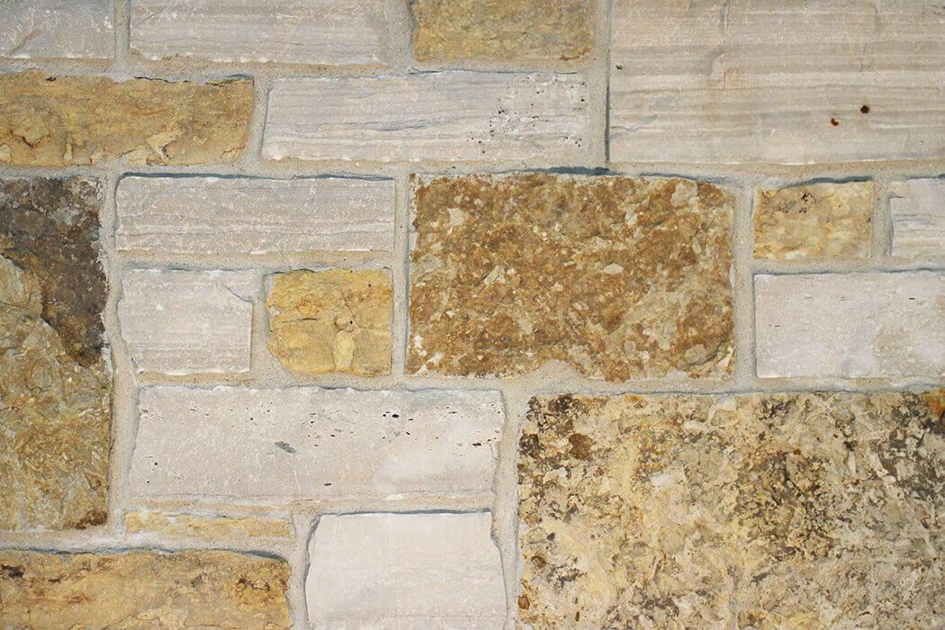 Rademann Northern Rustic Manor Creek Compact View